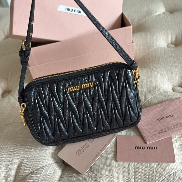 Sold - Picture 6 of 8